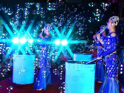 北京小型泡泡機(jī)出租 舞臺(tái)泡泡機(jī) 兒童游樂泡泡機(jī)出租